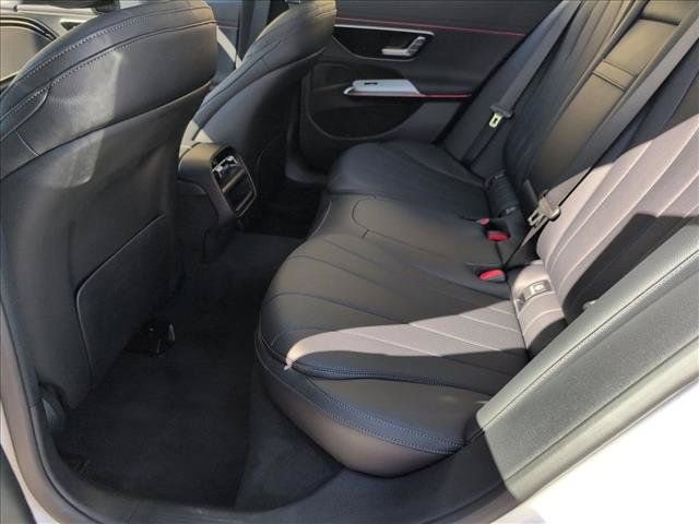 Used 2026 Mercedes-Benz E 350 4MATIC Sedan image 16