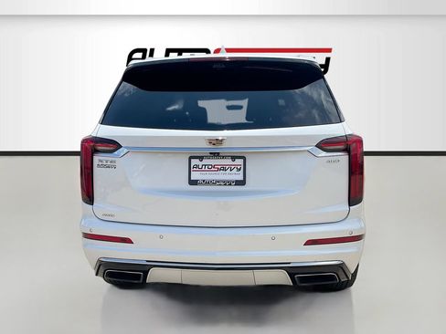 Used 2023 Cadillac XT6 Premium Luxury w/ Technology Package AWD/4WD image 6