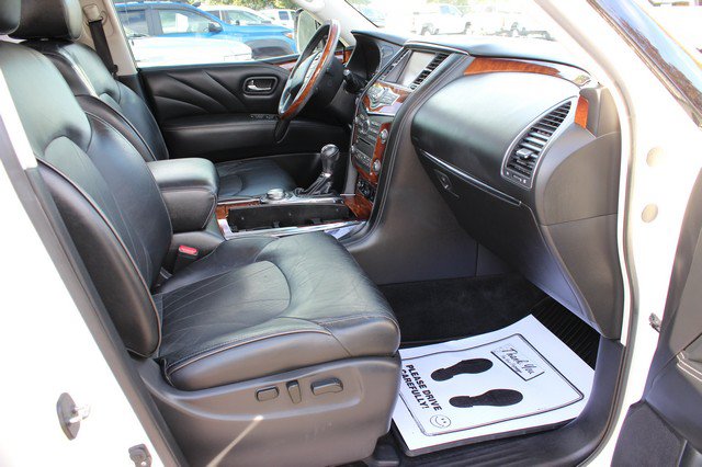 Used 2017 INFINITI QX80 4WD w/ Deluxe Technology Package image 17