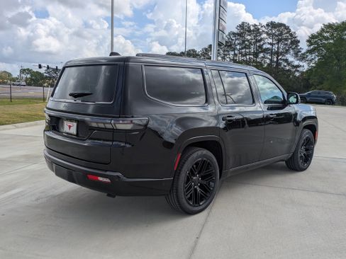 New 2026 Jeep Grand Wagoneer Limited AWD/4WD image 7