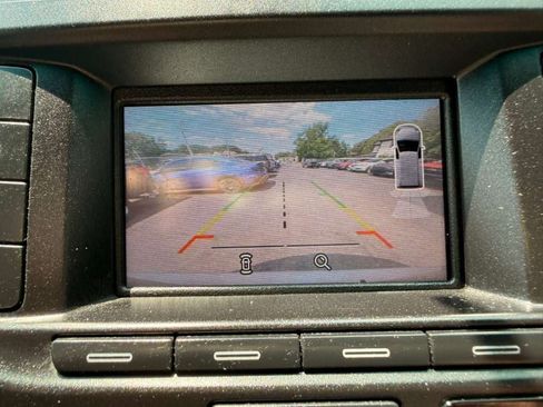 Used 2016 Ford Explorer XLT AWD/4WD image 31