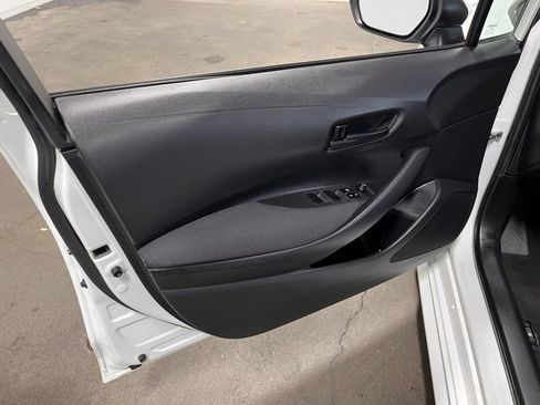 Used 2023 Toyota Corolla LE image 25