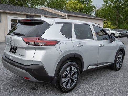 Used 2023 Nissan Rogue SV AWD/4WD image 11