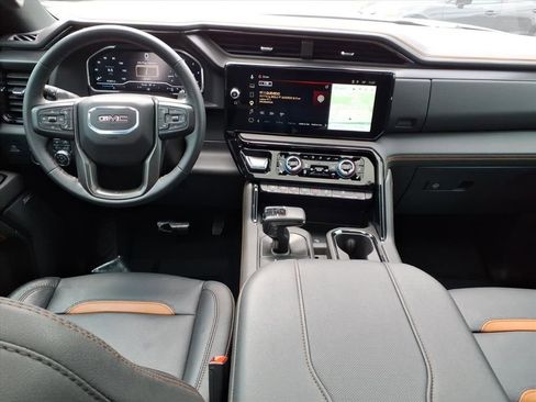 Used 2024 GMC Sierra 1500 AT4 w/ Technology Package AWD/4WD image 24
