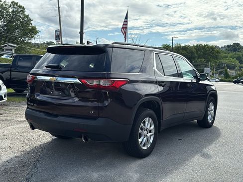 Used 2021 Chevrolet Traverse LT AWD/4WD image 6