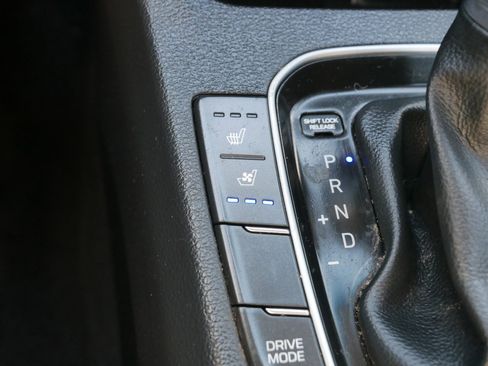 Used 2018 Hyundai Elantra GT w/ Tech Package 03 FWD image 28