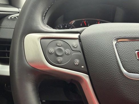 Used 2022 GMC Terrain SLT w/ LPO, Floor Liner Package image 15