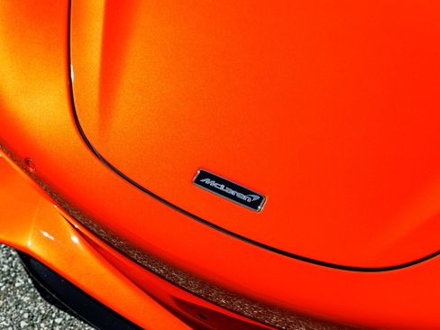 Used 2024 McLaren 750S image 14