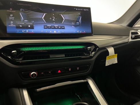 Used 2025 BMW i4 xDrive40i w/ M Sport Package image 28