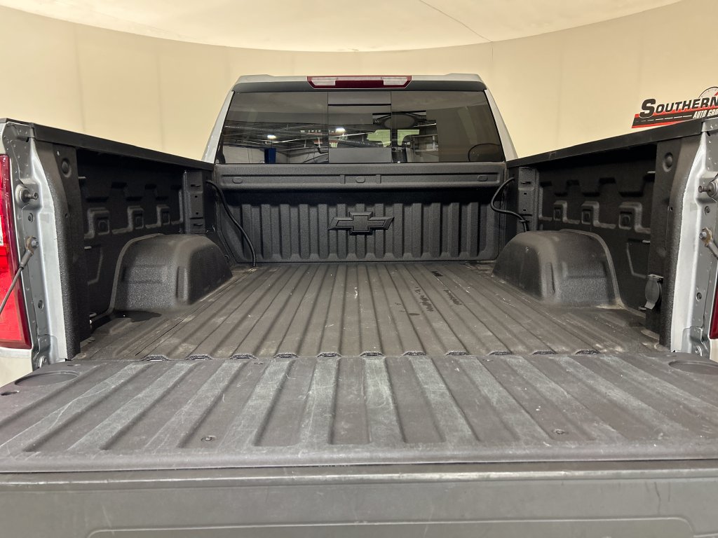 Used 2024 Chevrolet Silverado 1500 RST w/ All Star Edition Plus AWD/4WD image 5