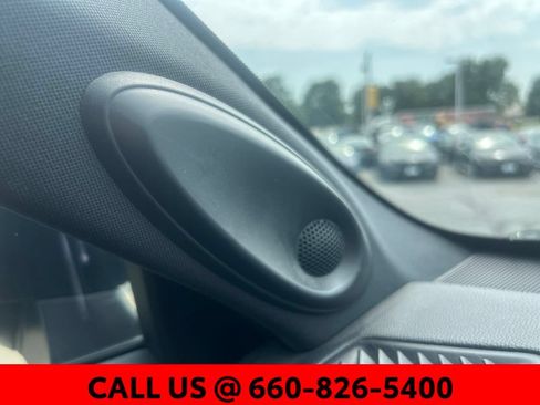 Used 2021 Toyota Highlander XSE FWD image 32