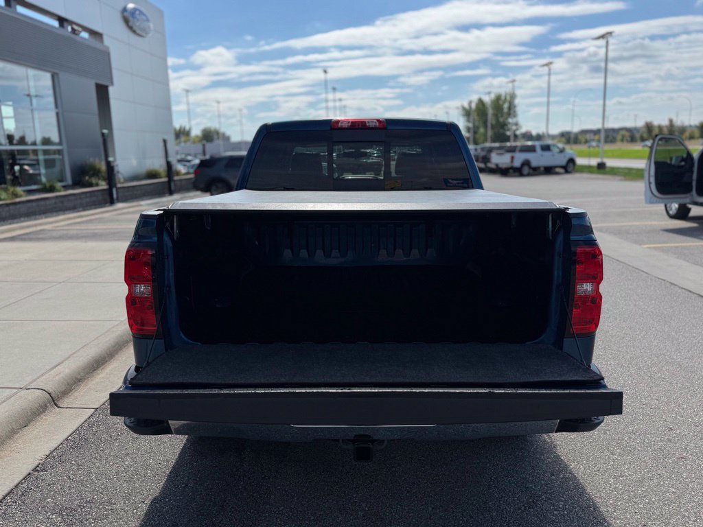 Used 2018 Chevrolet Silverado 1500 LT w/ All Star Edition AWD/4WD image 44