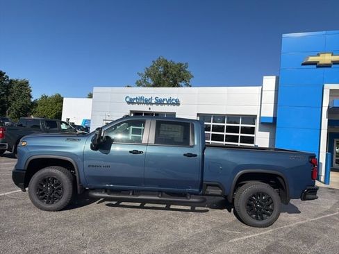 New 2026 Chevrolet Silverado 2500 LT w/ Trail Boss Package AWD/4WD image 7