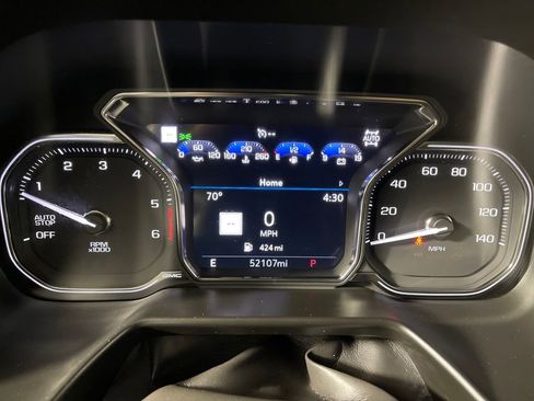 Used 2021 GMC Yukon SLT w/ Rear Media and Nav Package image 18