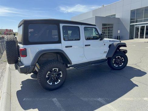 Used 2024 Jeep Wrangler Unlimited Rubicon w/ Technology Group AWD/4WD image 33