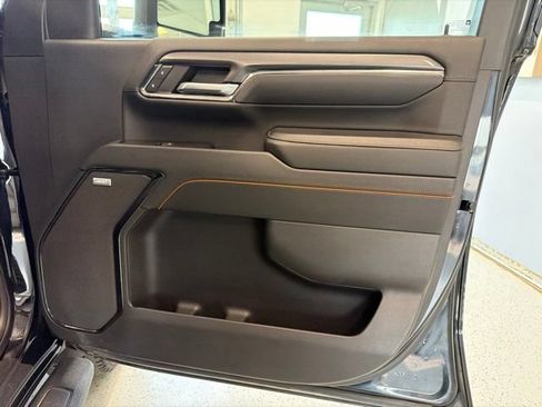 Used 2024 GMC Sierra 2500 AT4 w/ AT4 Premium Plus Package AWD/4WD image 47