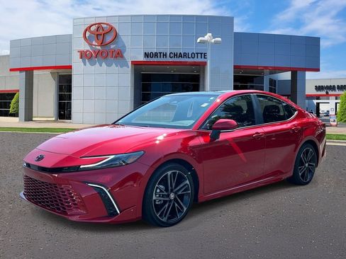 Used 2026 Toyota Camry XSE FWD image 4