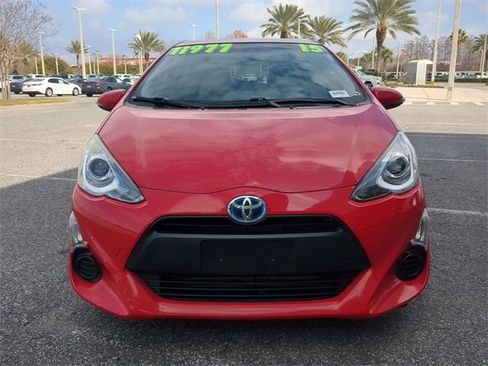 Used 2015 Toyota Prius C One image 9