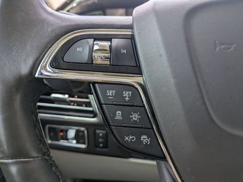 Certified 2022 Lincoln Navigator Black Label AWD/4WD image 16