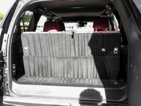 Used 2023 Lexus GX 460 Premium AWD/4WD image 48