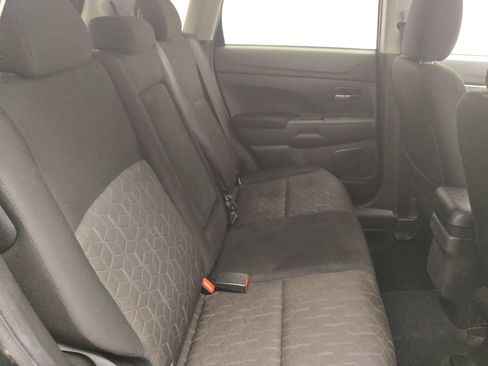 Used 2022 Mitsubishi Outlander Sport FWD image 18