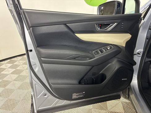 Used 2022 Subaru Ascent Limited w/ Technology Package image 27