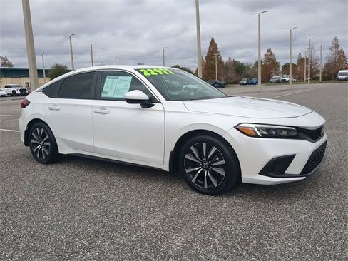 Used 2024 Honda Civic EX-L image 2