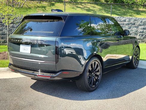 New 2026 Land Rover Range Rover SE AWD/4WD image 2