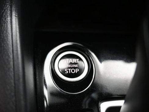 Used 2024 Nissan Versa SV FWD image 22