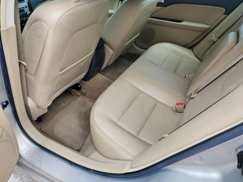 Used 2010 Ford Fusion SEL FWD image 12