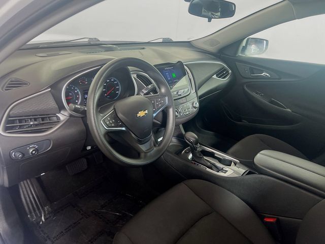 Used 2025 Chevrolet Malibu LT FWD image 10