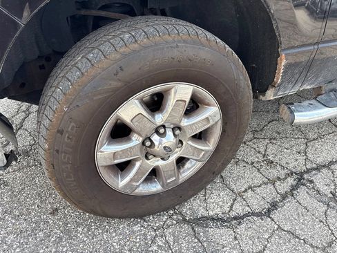 Used 2013 Ford F150 XLT w/ Luxury Equipment Group AWD/4WD image 4