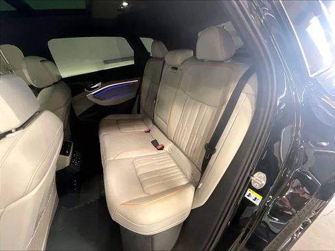 Used 2023 Audi e-tron Chronos w/ Chronos Package image 27