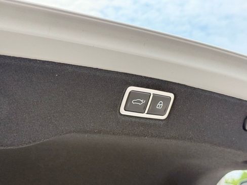 New 2025 Hyundai Sonata Limited image 23