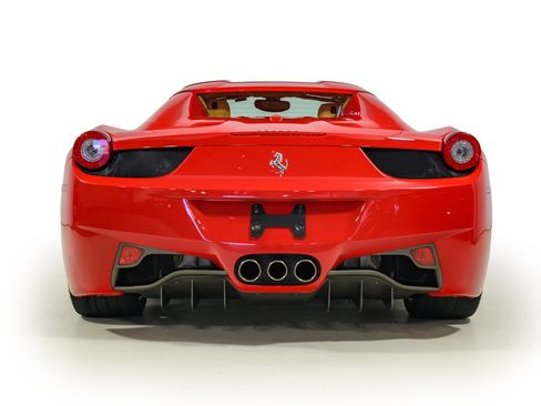 Used 2013 Ferrari 458 Spider RWD image 14