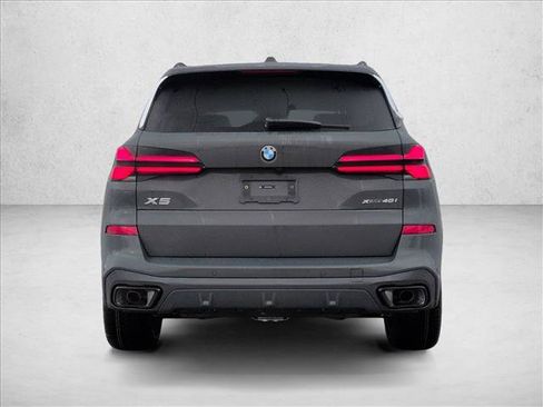 Used 2026 BMW X5 xDrive40i w/ M Sport Package AWD/4WD image 8