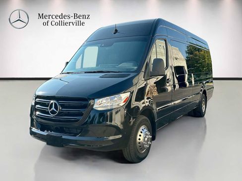 Used 2019 Mercedes-Benz Sprinter 170 image 1