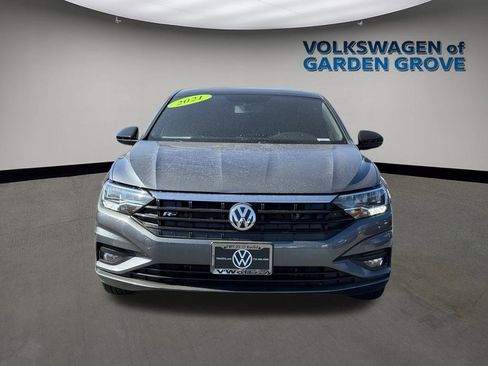 Used 2021 Volkswagen Jetta R-Line image 2
