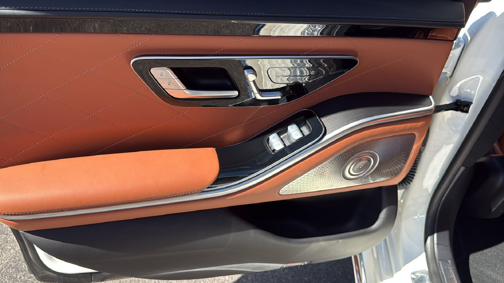 Certified 2023 Mercedes-Benz S 500 4MATIC image 26