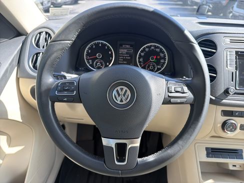 Used 2017 Volkswagen Tiguan S AWD/4WD image 18