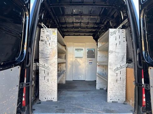Used 2013 Mercedes-Benz Sprinter 2500 image 13