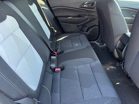 New 2026 Chevrolet Trax RS w/ Sunroof Package FWD image 9