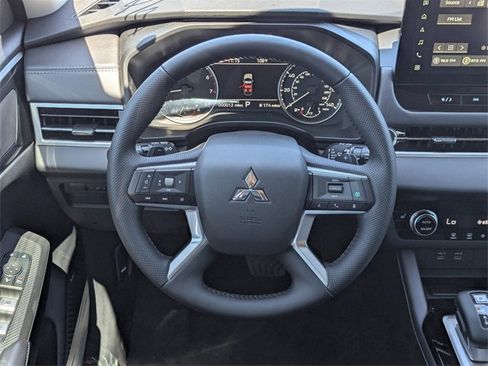 New 2025 Mitsubishi Outlander Trail Edition image 18