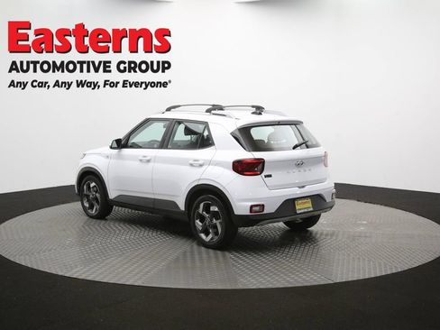 Used 2021 Hyundai Venue SEL FWD image 62