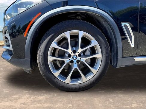 Used 2019 BMW X5 xDrive40i w/ Convenience Package AWD/4WD image 32