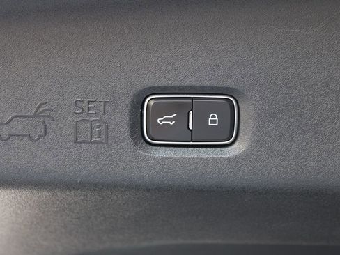 Used 2025 Ford Expedition Active AWD/4WD image 21