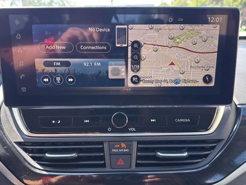 Used 2024 Nissan Altima 2.5 SR w/ SR Premium Package image 18