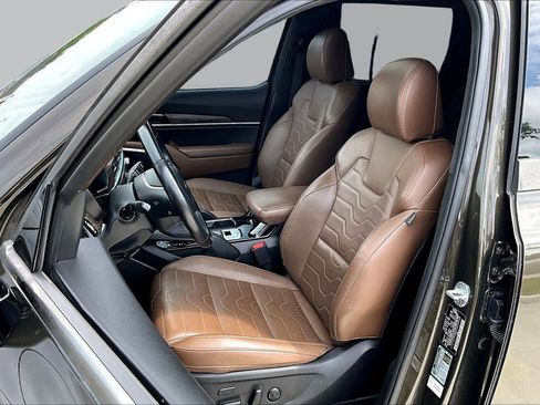 Used 2022 Kia Telluride SX w/ SX Prestige Package AWD/4WD image 8
