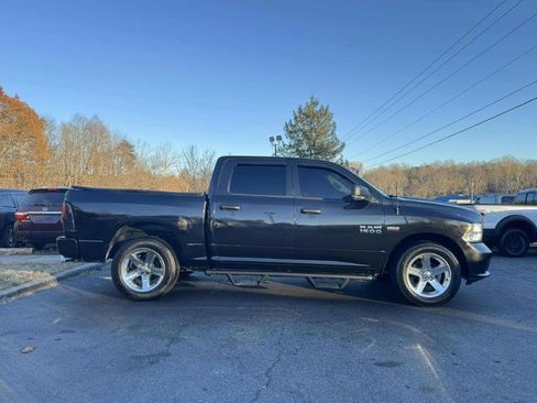 Used 2016 RAM 1500 Express w/ Popular Equipment Group AWD/4WD image 4