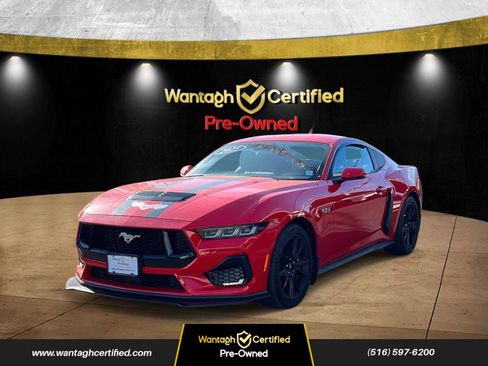 Used 2024 Ford Mustang GT Premium image 3